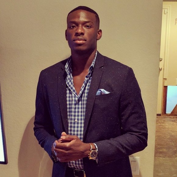 Meet your Posher, Yemi - Picture 1 of 1